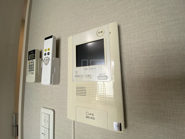 セキュリティ　ハビテ靭センターコート　TVモニターホン