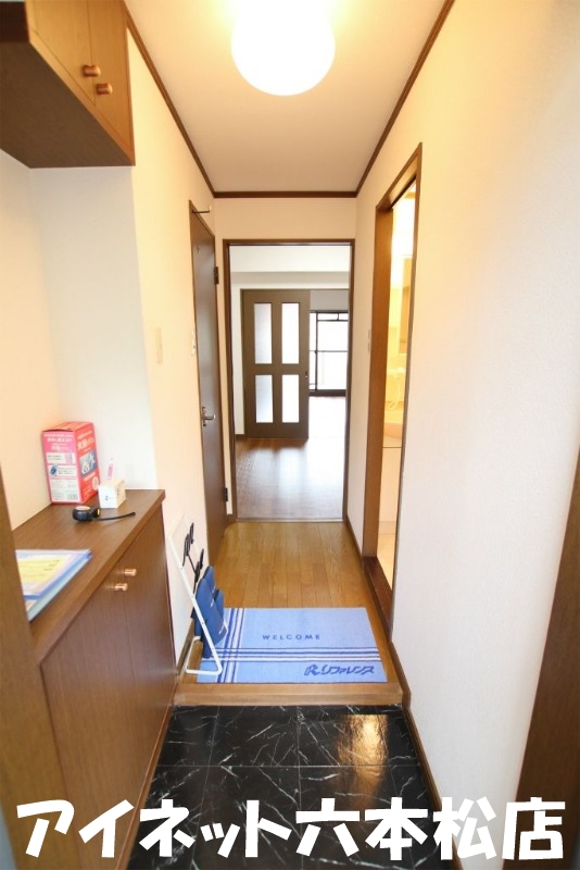 玄関　玄関はこんな感じです。