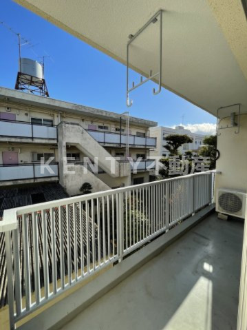 バルコニー　バルコニー付きです