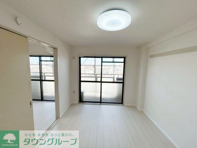 居室・リビング　お問合せはタウンハウジングまで！※現地待合わせ相談可能