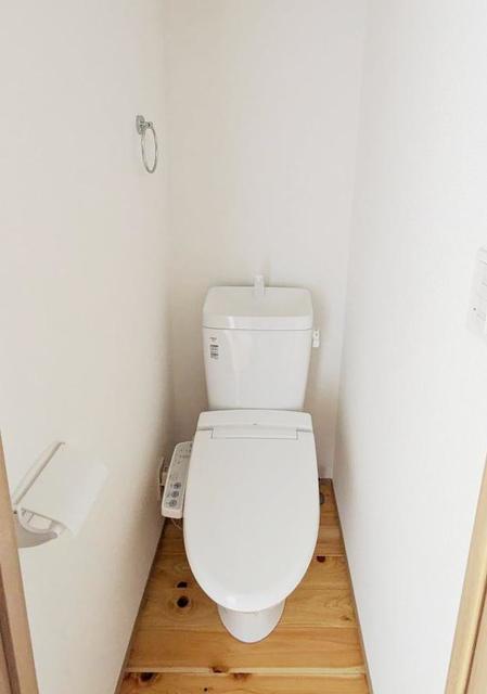 トイレ　同仕様参考写真