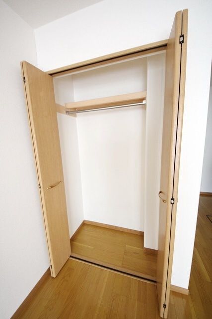 収納　同物件別部屋写真