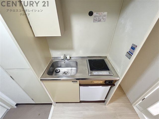 キッチン　IHコンロ付きのコンパクトなキッチン！