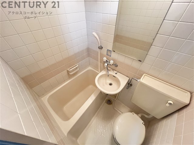 バス・シャワールーム　シンプルで機能的なユニットバスです！