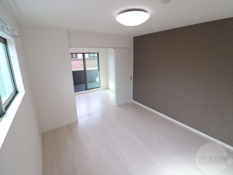 居室・リビング　８．２帖のリビングルーム