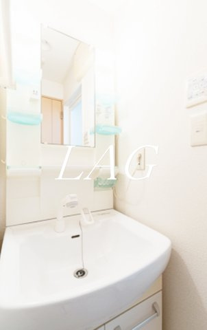 洗面設備　洗面台です。