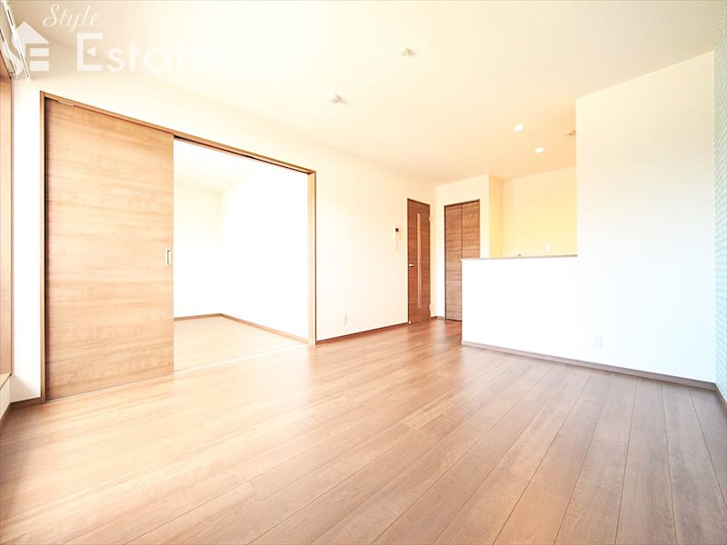 居室・リビング　内装