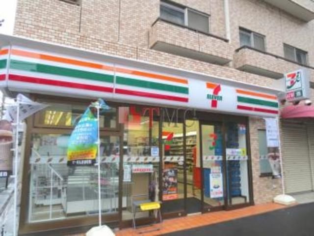 コンビニ　セブンイレブン（コンビニ）まで393m