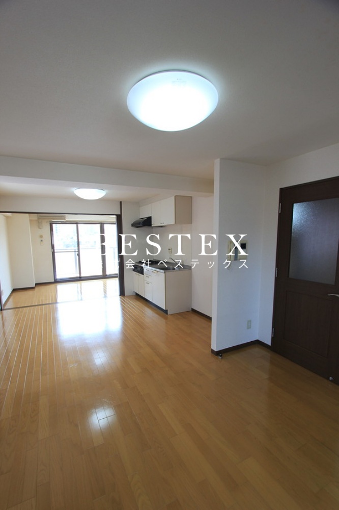 その他部屋・スペース　※同タイプ・別部屋の参考写真です。