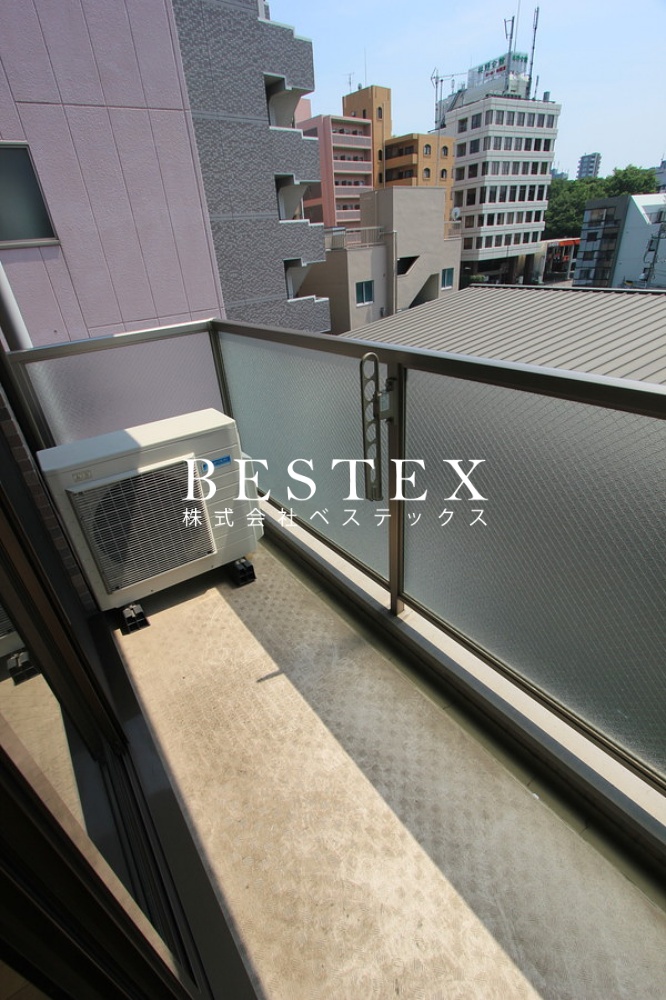 バルコニー　※同タイプ・別部屋の参考写真です。