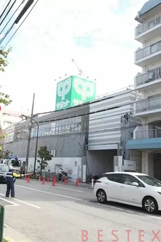 スーパー　サミットストア新大塚千川通り店（スーパー）まで221m