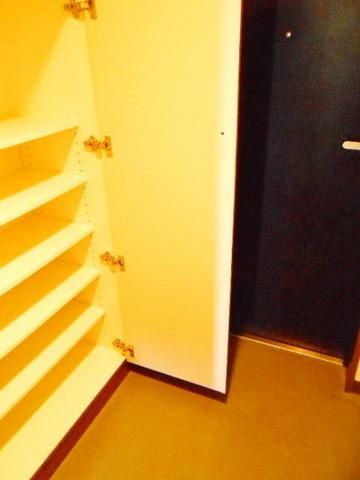 玄関　★★下駄箱付、玄関★★