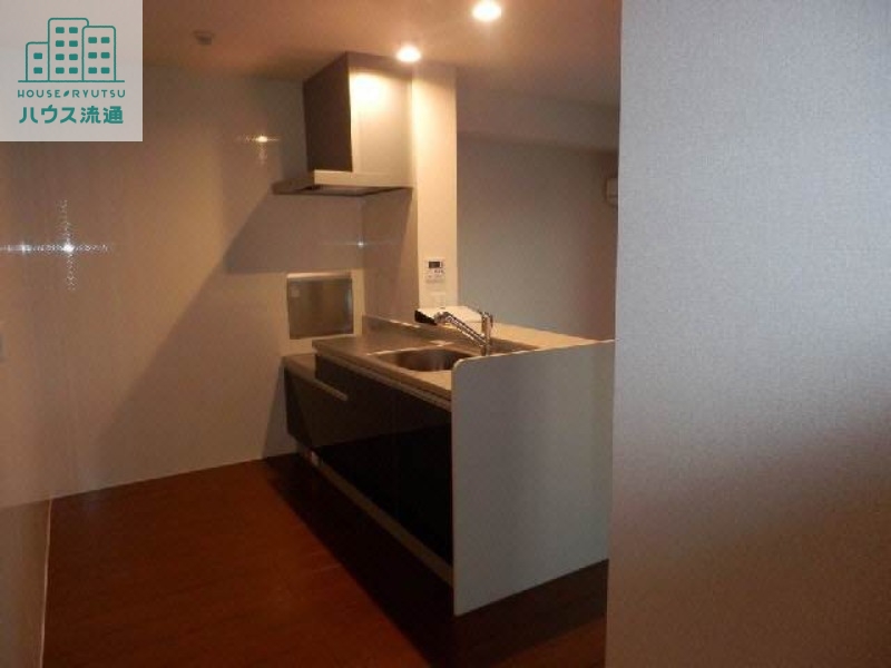 キッチン　※別号室の写真になります。