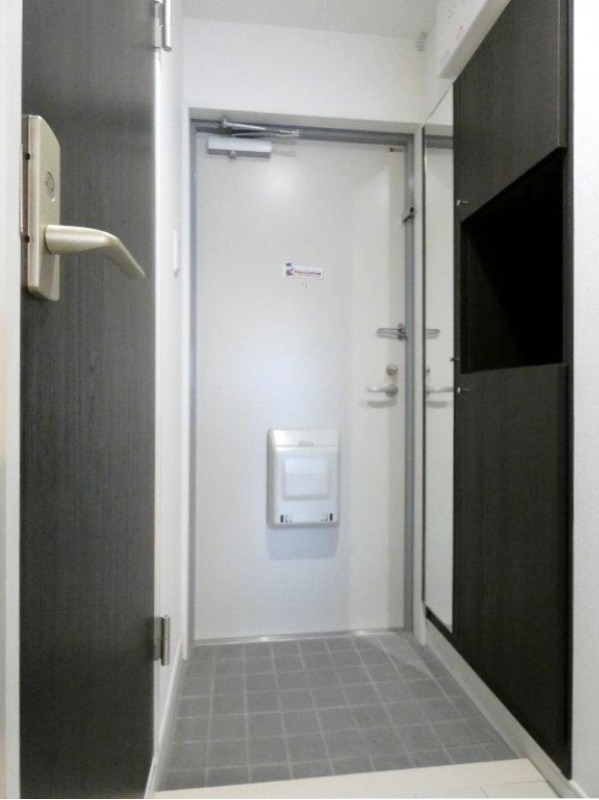 玄関　図面と現状に相違がある場合には現状を優先