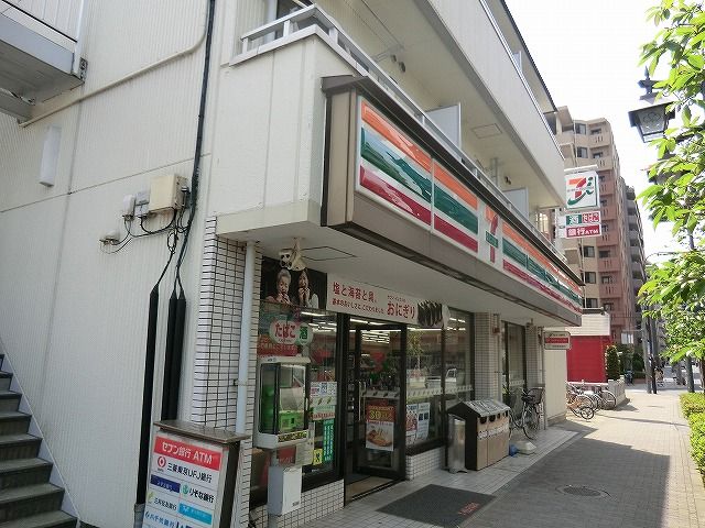 コンビニ　セブン‐イレブン ムサシ小金井北口店（コンビニ）まで879m