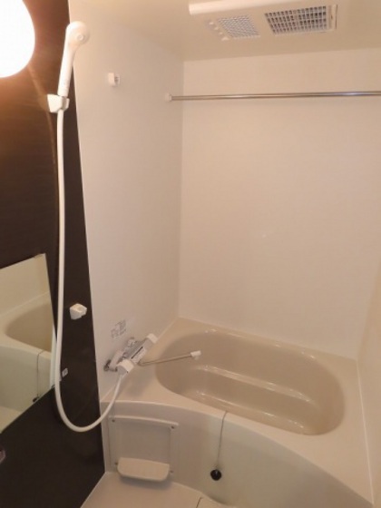 バス・シャワールーム　他号室のお写真です