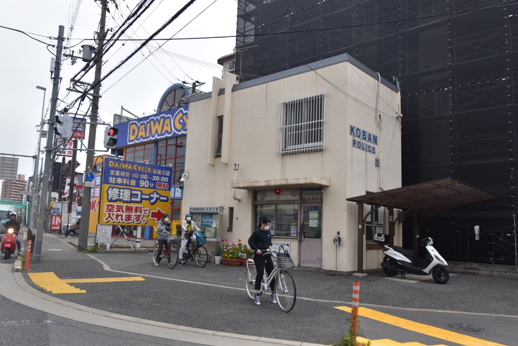 警察署・交番　寝屋川警察署 松屋交番（警察署・交番）まで1054m