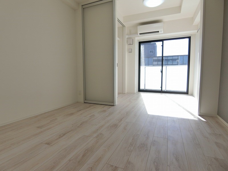 居室・リビング　☆明るい居室☆