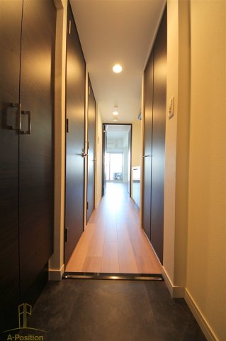 玄関　プレサンス南森町ライズ