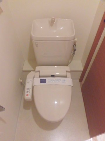 トイレ　レジディア大井町２