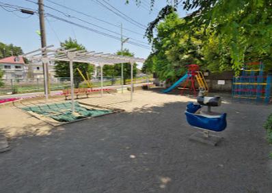 公園　喜多見八丁目小緑地（公園）まで198m