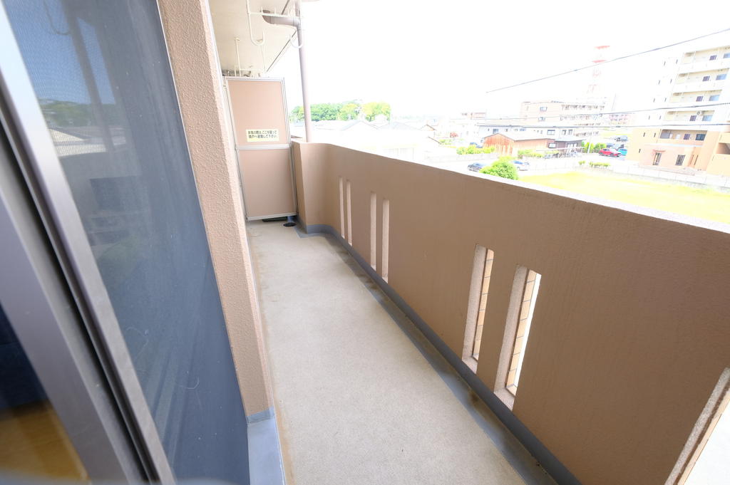 バルコニー　室内写真は別室です