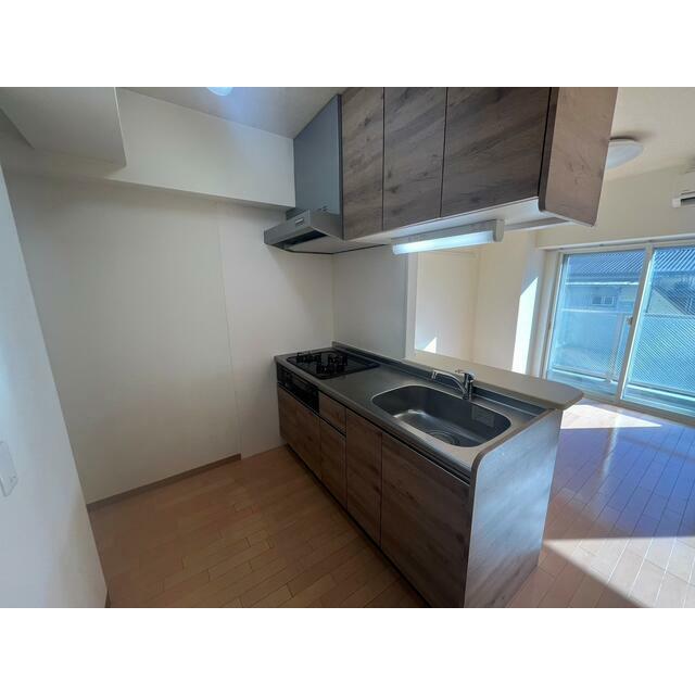 キッチン　ご家族との会話の弾む対面式キッチン