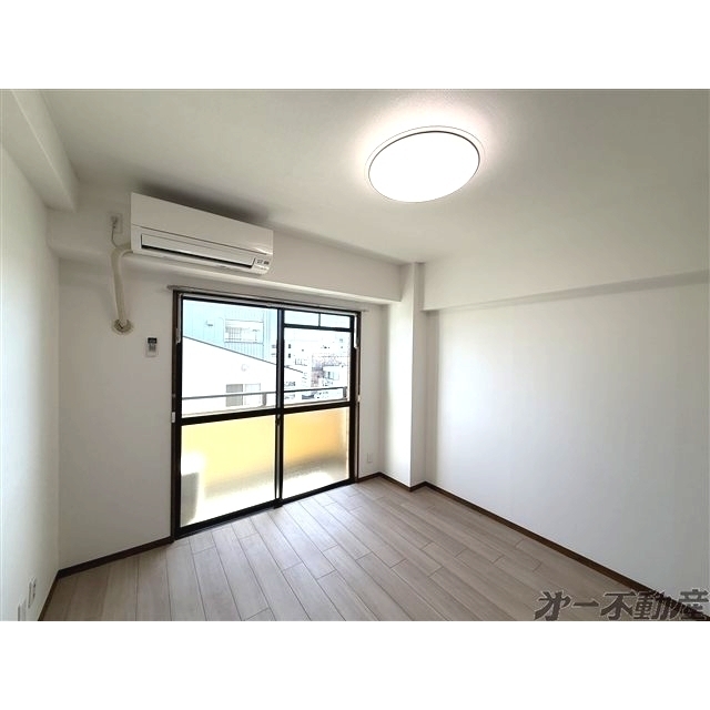 建物外観　洋室