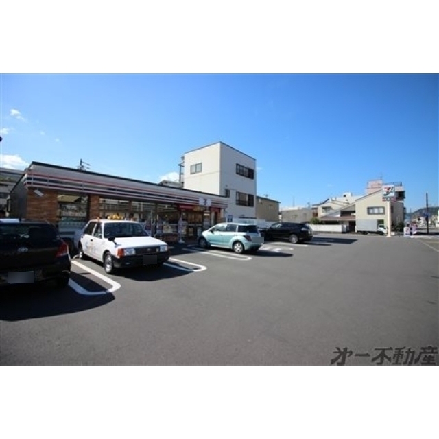 コンビニ　セブンイレブン静岡二番町店（コンビニ）まで44m