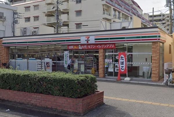 コンビニ　セブン-イレブン 春日部西口店（コンビニ）まで971m