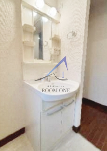 洗面設備　独立洗面台です。