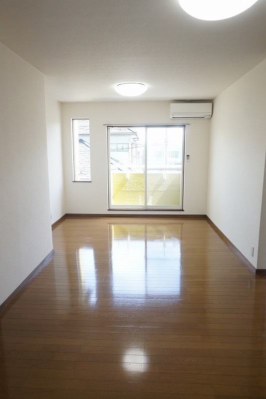 眺望　別角度から見たLDK です 別部屋参考写真です