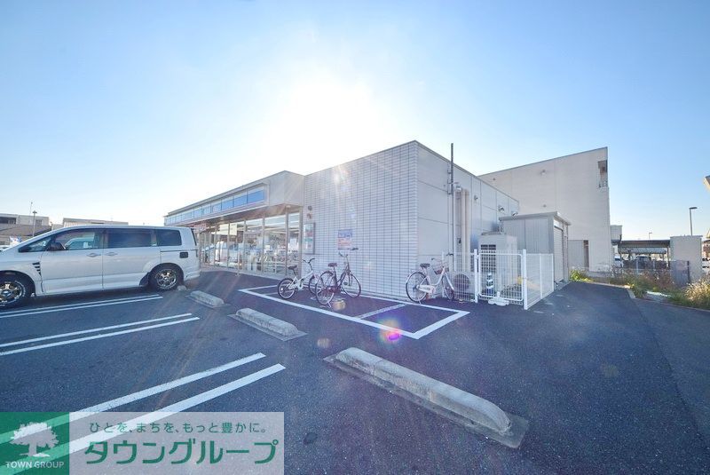 コンビニ　ローソン越谷レイクタウン六丁目店（コンビニ）まで150m