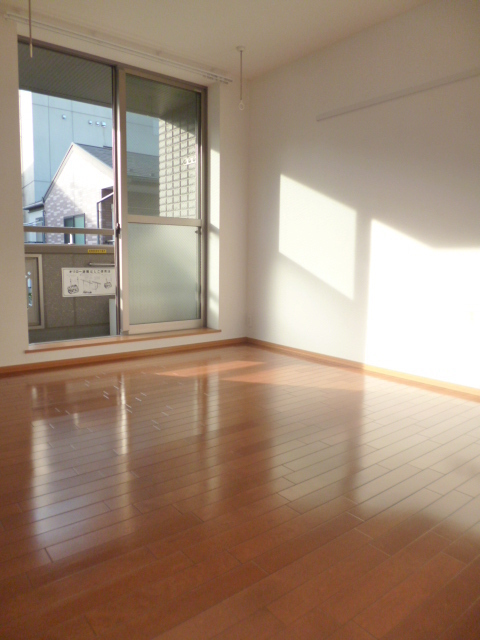 居室・リビング　★日当たり良好★