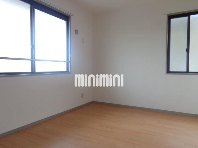 その他　寝室として最適な洋室スペースです