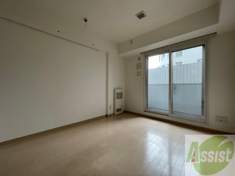 居室・リビング　広くてキレイなお部屋が広がっていて、充実した生活が送れそう。