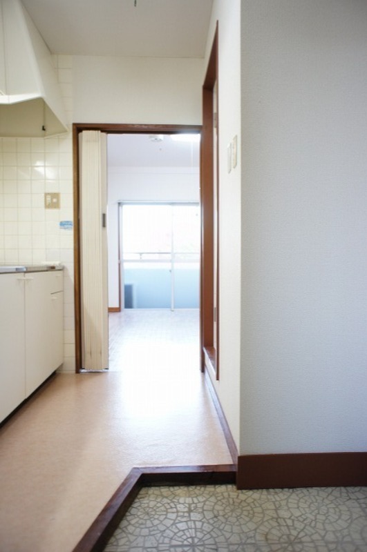 玄関　図面と現状に相違がある場合には現状を優先