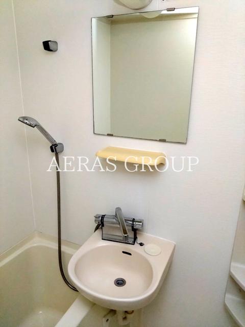 洗面設備　同仕様