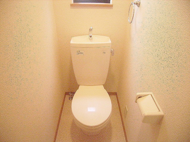 トイレ　別号室