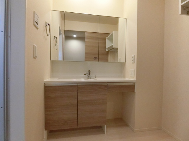 洗面設備　同社仕様