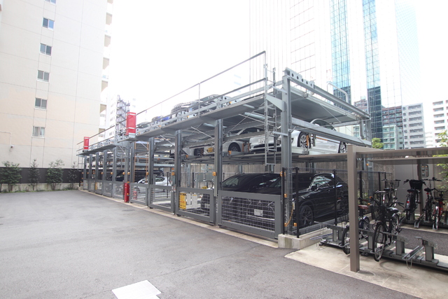 駐車場　★駐車場★（空き状況・使用料等詳細はご確認下さい）