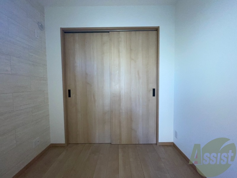 収納　クローゼットはこのような感じになっております。