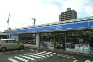 コンビニ　ローソン沼津大岡店（コンビニ）まで900m