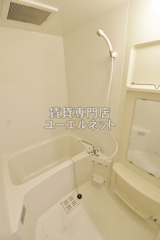 バス・シャワールーム　浴室