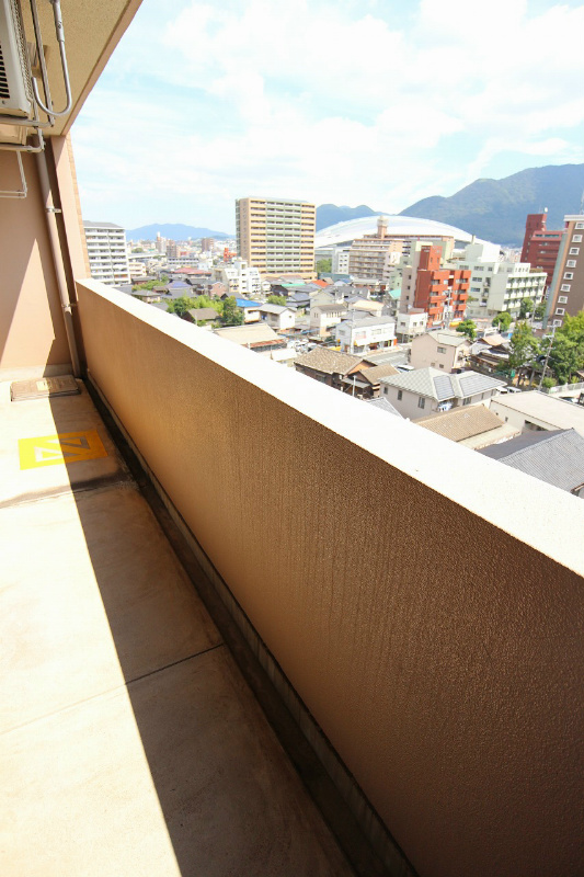 バルコニー　日当たりの良いバルコニー♪