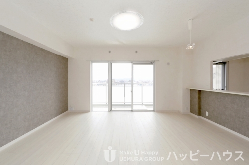 居室・リビング　※同タイプ別部屋のため、参考画像です。