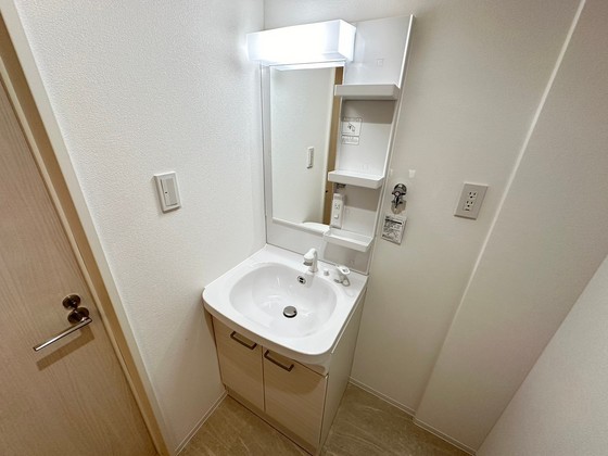 洗面設備　※別部屋の写真です