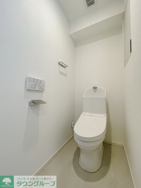 トイレ　※写真は同タイプ住戸です。