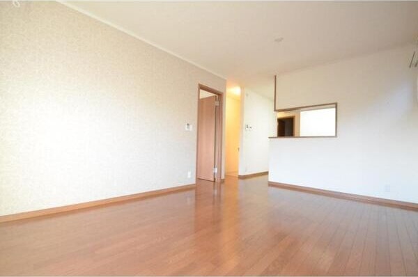 居室・リビング　ゆったり過ごせるリビング・ダイニング♪