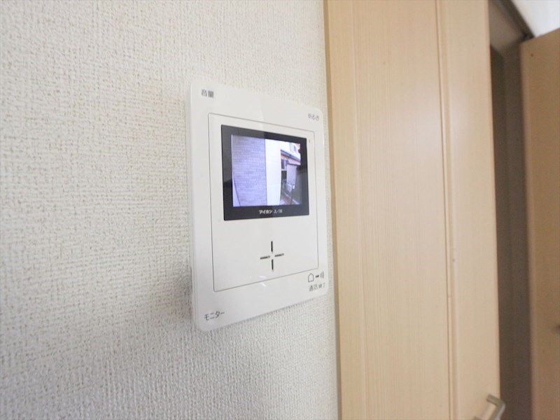 セキュリティ　モニター付きインターホン
